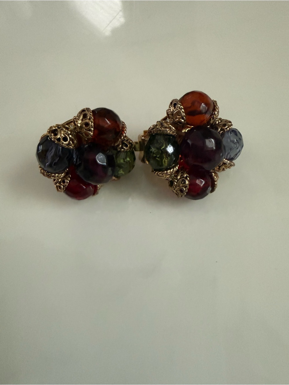Vintage gold tone beaded earrings, clip on